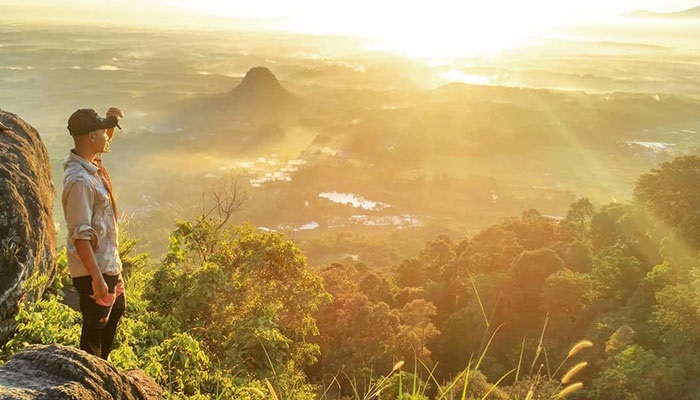 Puncak Munara